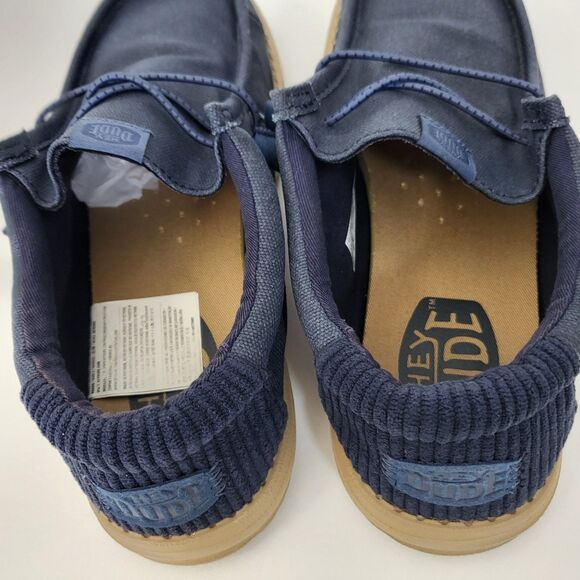 HEY DUDE Wally Waxed Canvas Mens 9 Navy Blue Casual Shoes Water Resistant